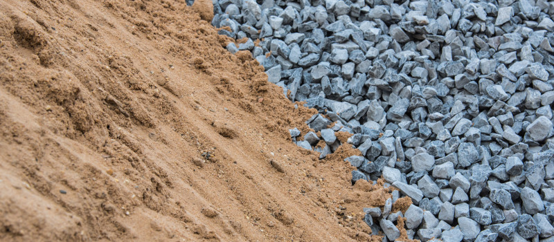Landscaping Tips: Best Uses for Sand and Gravel