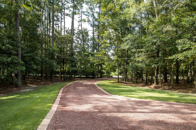 How to Upgrade a Gravel Driveway Surface